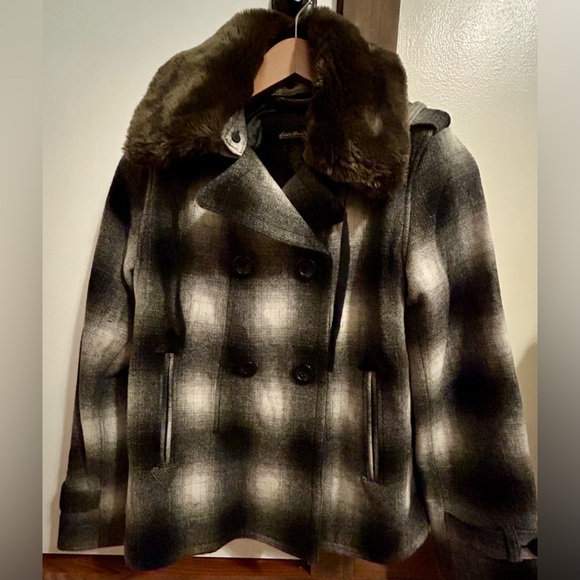 Eddie Bauer Jackets & Blazers - Eddie Bauer Charcoal and Cream Checkered Pea Coat with Faux Fur Collar